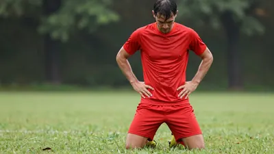 Der 32-jährige Borussia Dortmund-Profi wird die kommenden Länderspiele auslassen, um seine Kräfte zu schonen, und will...